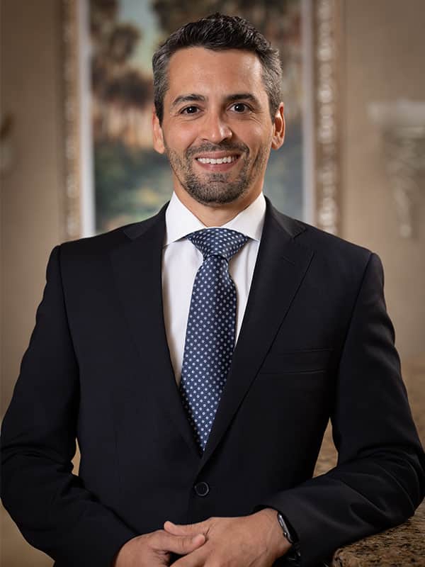 Dr. Jose Horak 