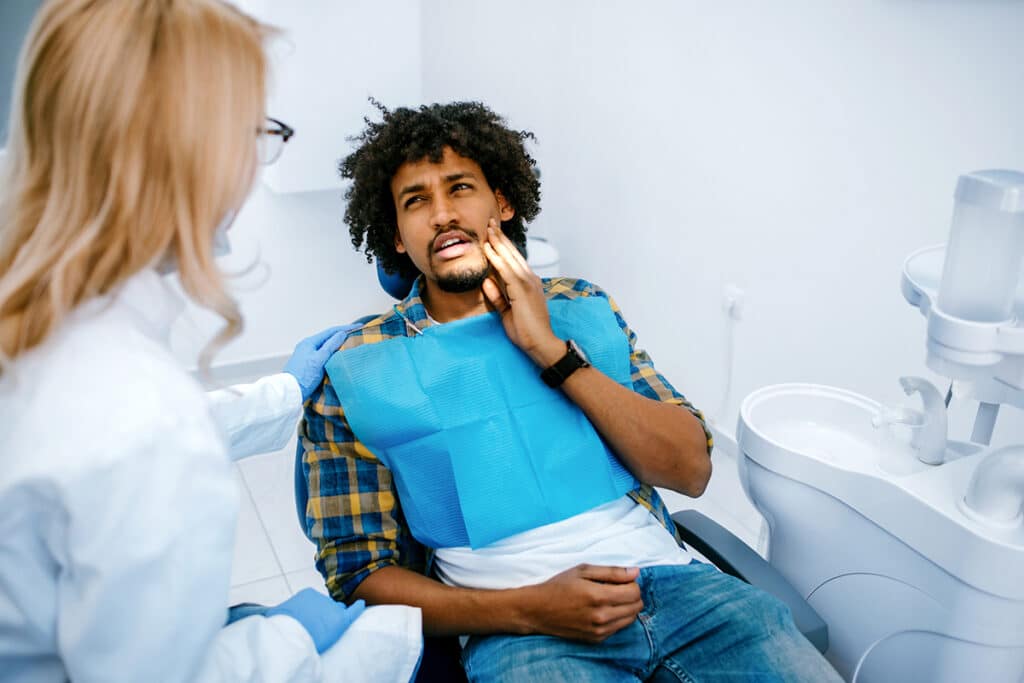 Emergency Dental Care in Venice, FL: What Counts as a Dental Emergency?